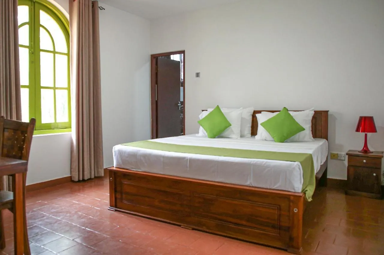 Hanthana Breeze Bungalow Kandy Sri Lanka